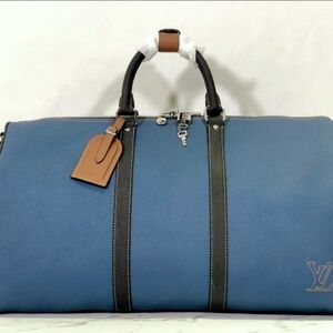 Louis Vuitton Keepall Bandoulière 50 Taurillon Blue